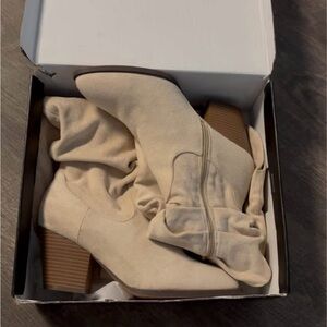 Elegant Beige Ankle Booties